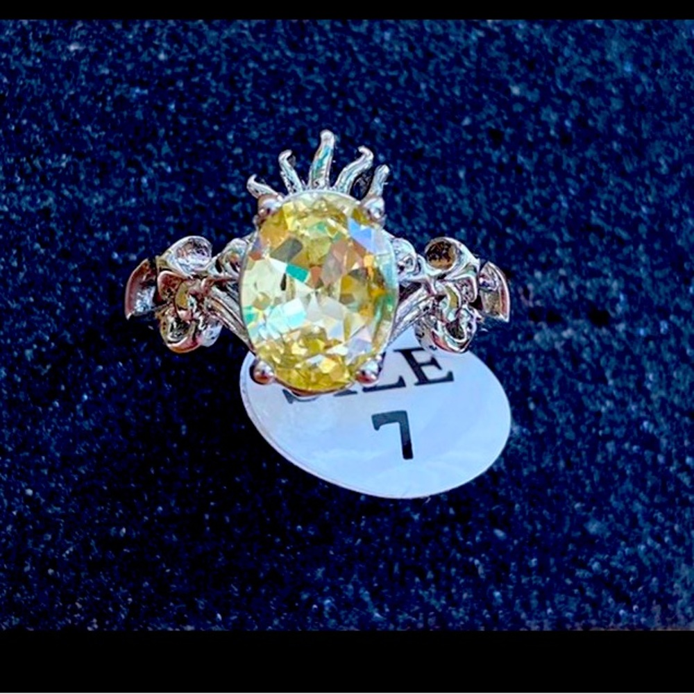 Fragrant Jewels Winter Solstice Ring Size 7